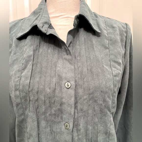 Laura Scott sage green ladies button down top, Medium petite - Picture 2 of 5